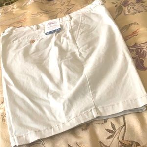 NWT IZOD KHAKI SALTWATER SHORTS